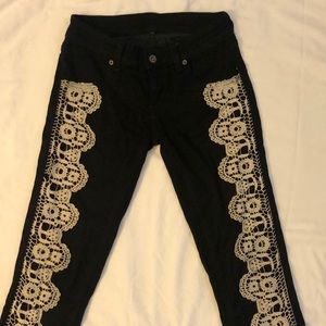 LF- Carmar Jeans with lace detail